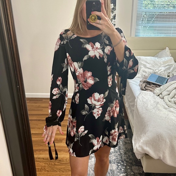 Everly Black Floral Mini Dress Long Sleeve S - Picture 2 of 8